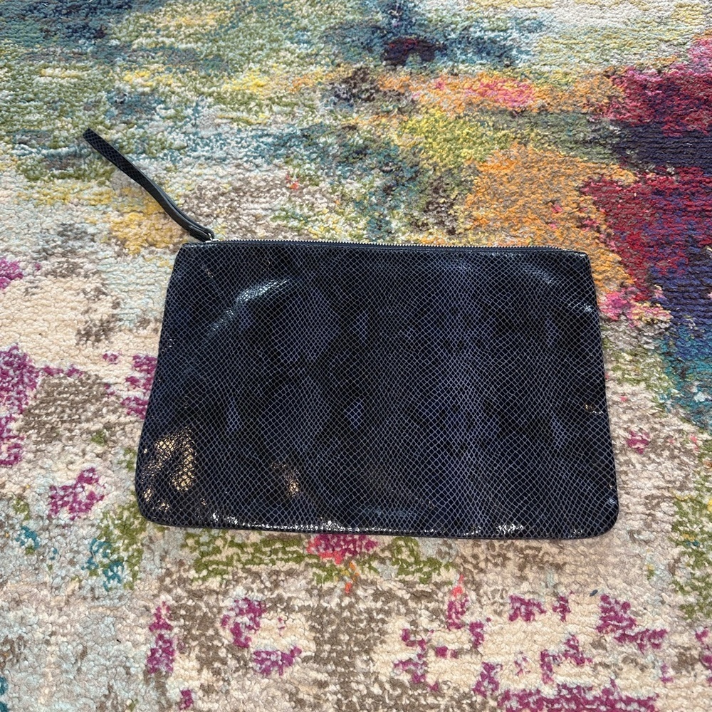 NWT Banana Republic Faux Leather Snakeskin Print Tablet Case - Picture 9 of 9